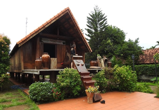 Kiến trúc nhà dài của người Ê Đê