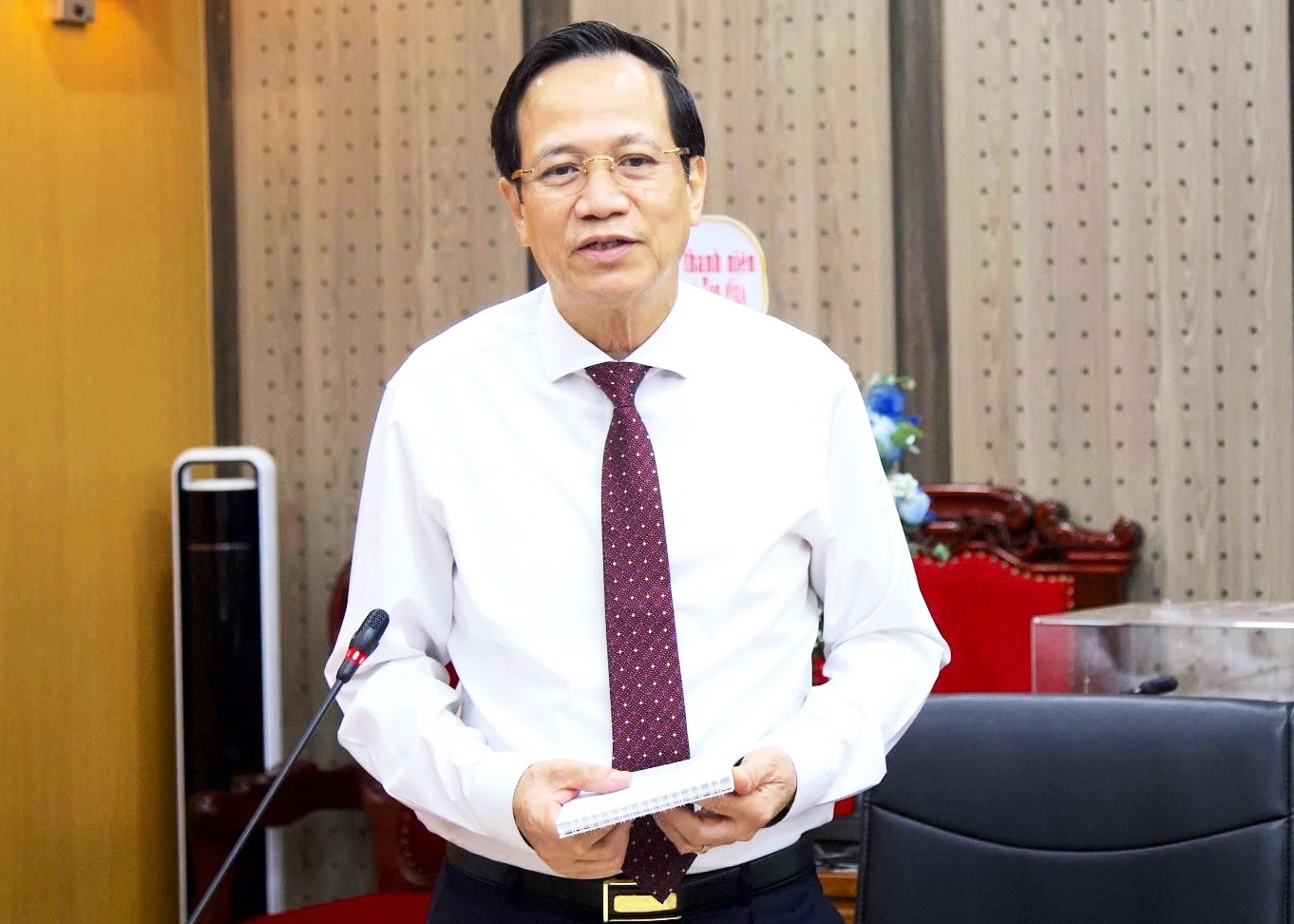 Bí thư Đảng ủy, Bộ trưởng Bộ Dân tộc và Tôn giáo Đào Ngọc Dung phát biểu tại Đại hội