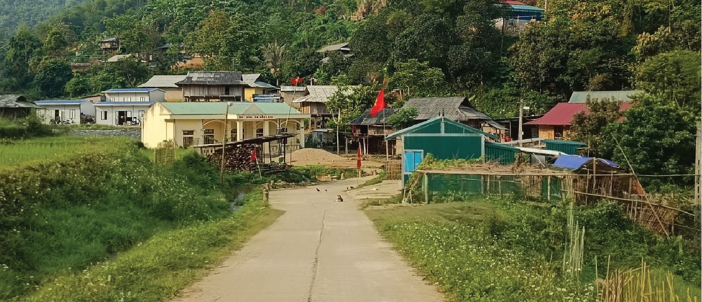 Bản Lách giờ đây đang từng bước khoác lên mình tấm áo mới