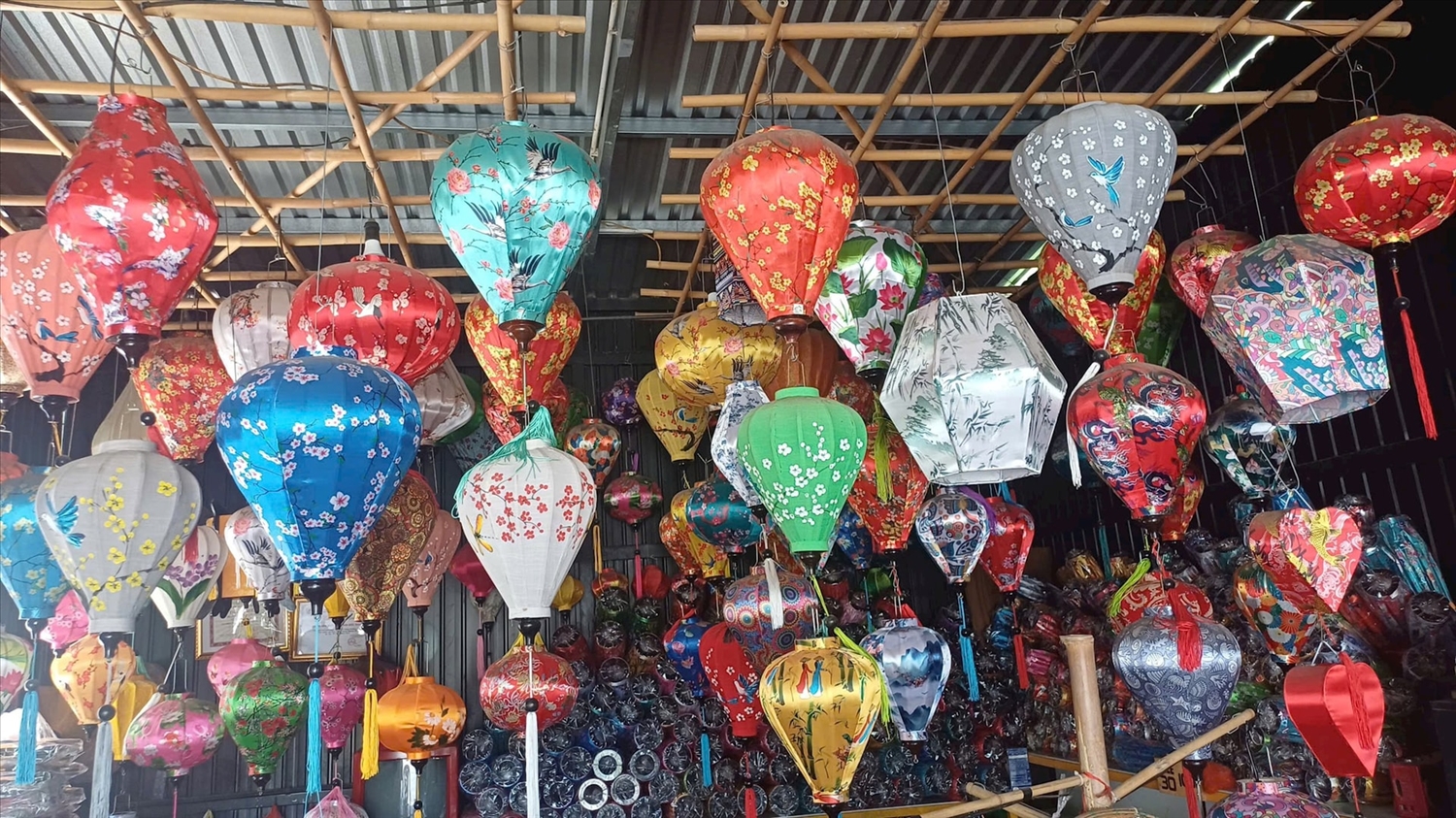 Mỗi năm, cơ sở anh Hà có doanh thu gần 3 tỷ đồng.
