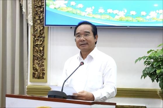 Chủ tịch UBND TP. Hồ Chí Minh Nguyễn Văn Được phát biểu tại hội nghị