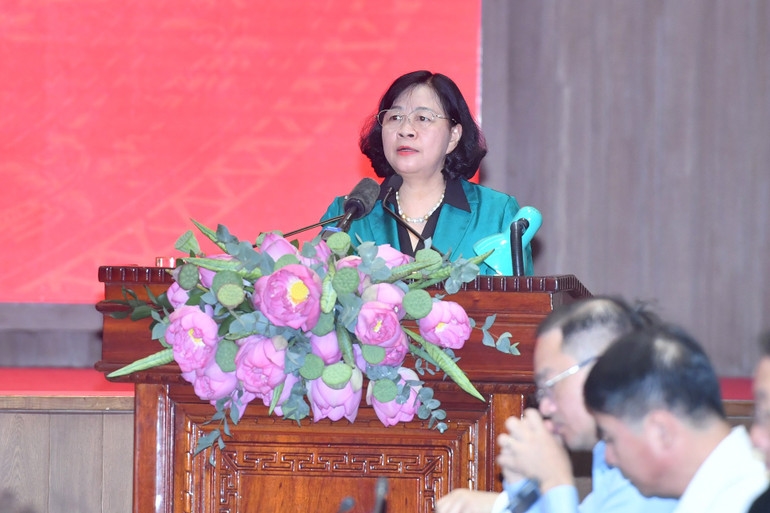 Bí thư Thành ủy Hà Nội Bùi Thị Minh Hoài phát biểu tại buổi làm việc. (Ảnh: Đăng Khoa)