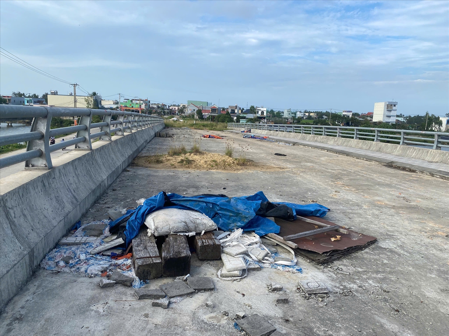 Các dự án treo dai dẳng sẽ gây lãng phí rất lớn.