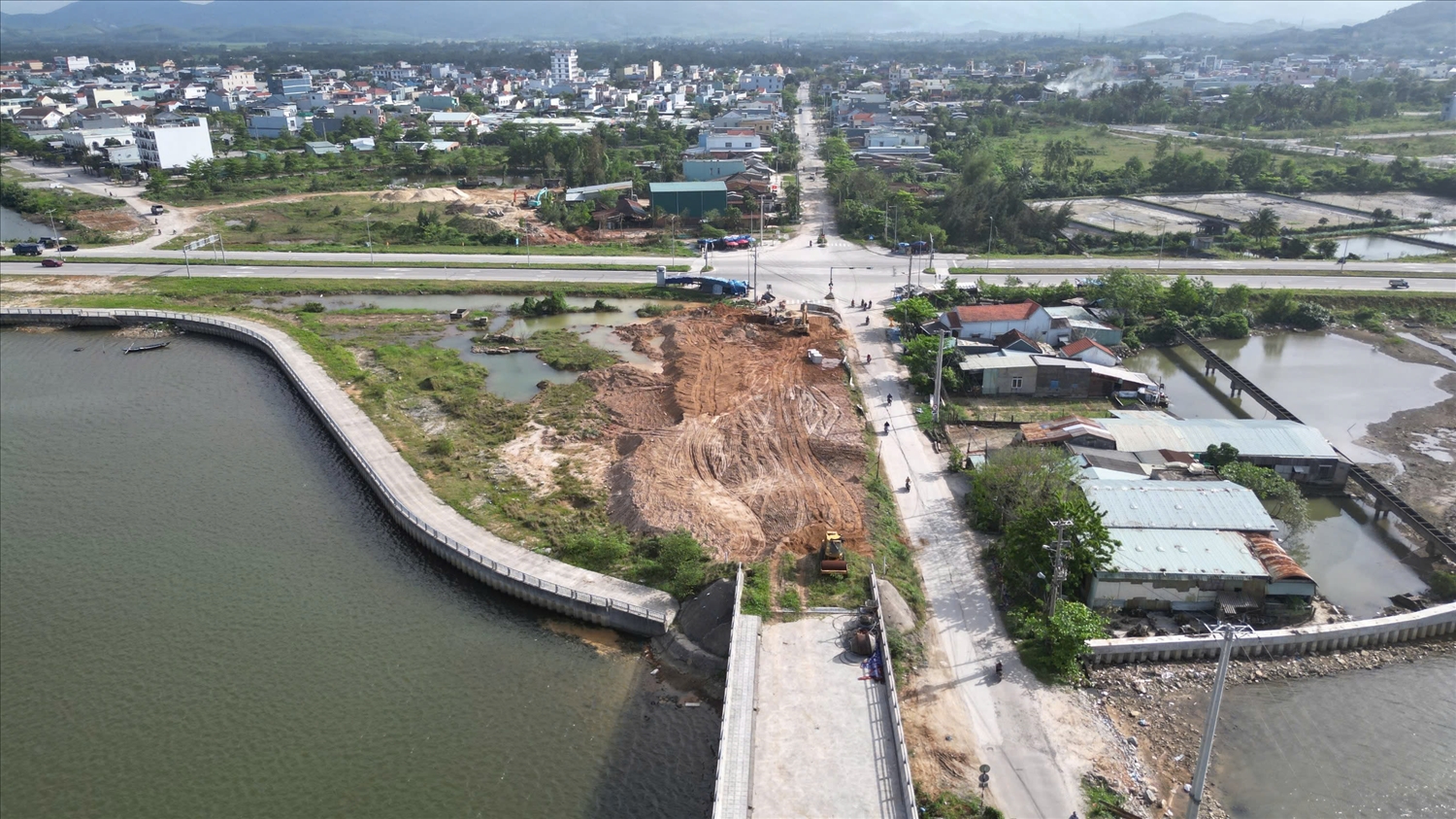 Sau 8 năm, dự án vẫn chưa thể đưa vào sử dụng.