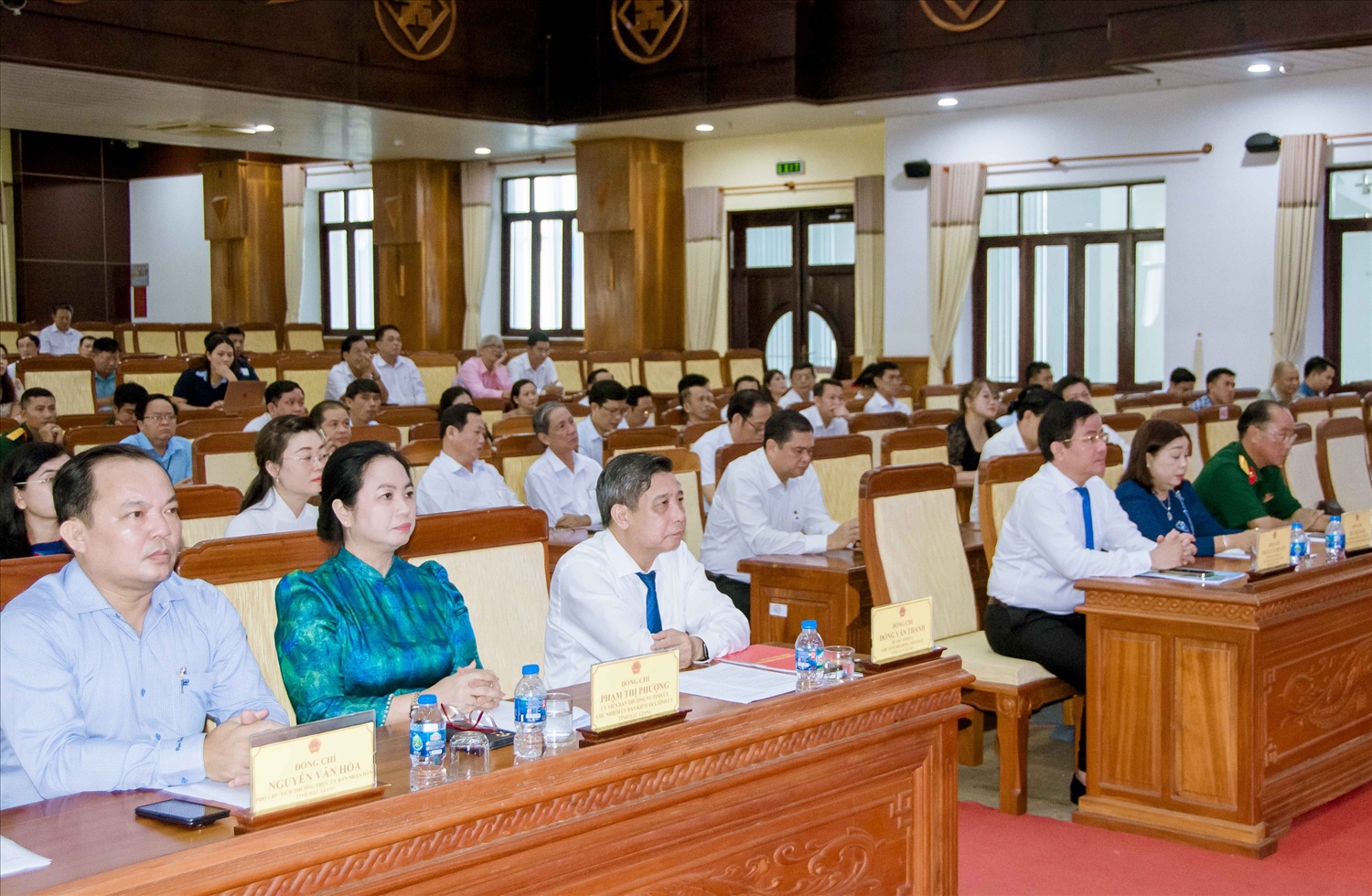 Các đại biểu tham dự buổi họp mặt kỷ niệm 100 Năm Ngày Báo chí cách mạng Việt Nam tại tỉnh Hậu Giang 