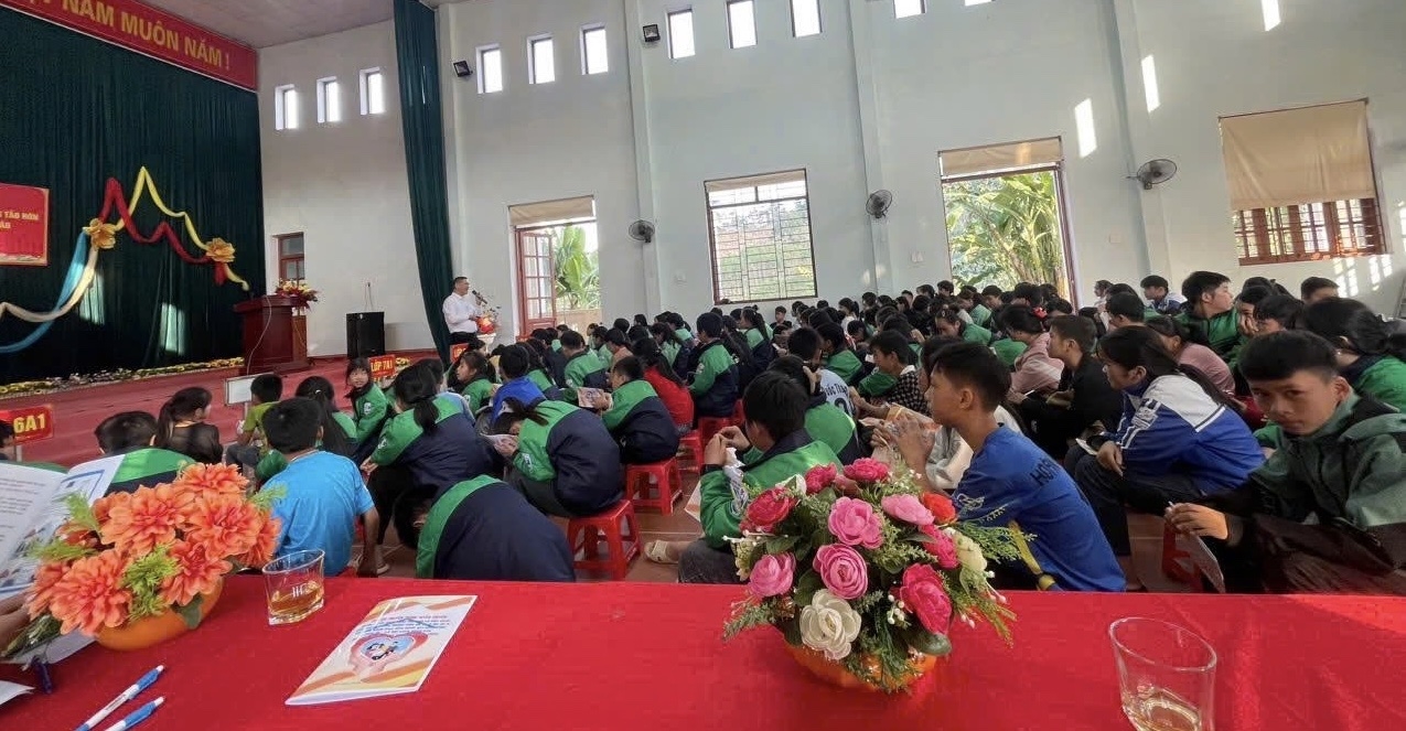 Thông qua hoạt động tuyên truyền, các em học sinh trong trường có thêm nhiều kiến thức về nạn TH-HNCHT, hiểu và thực hiện đúng Luật hôn nhân và gia đình; giúp các em học sinh hiểu hơn về giá trị của học tập, các hệ lụy của TH-HNCHT, những nét đẹp trong văn hóa hôn nhân của người dân tộc tại địa phương cần được gìn giữ