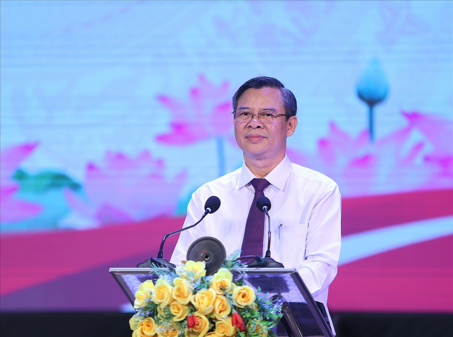 Chủ tịch UBND TP. Cần Thơ Trương Cảnh Tuyên nhấn mạnh vai trò quan trọng của báo chí trong việc quảng bá hình ảnh vùng đất, con người Cần Thơ với bạn bè trong nước và quốc tế