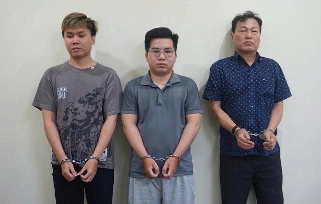 Đối tượng Nguyễn Hoàng Tân, Nguyễn Đức Minh, Lê Văn Cần (từ trái qua). Ảnh: CACC.