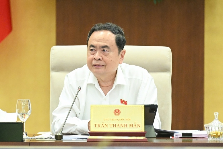 Chủ tịch Quốc hội Trần Thanh Mẫn đã đề nghị quy định chặt chẽ hơn về mua bán, vận chuyển, nhập khẩu hóa chất không rõ nguồn gốc