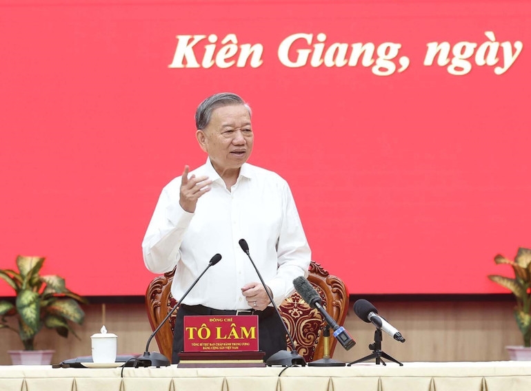 Tổng Bí thư Tô Lâm phát biểu chỉ đạo tại buổi làm việc. (Ảnh: Thống Nhất/TTXVN)