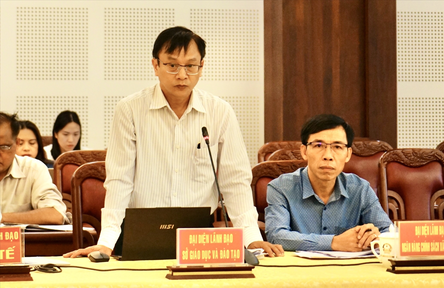 Lãnh đạo các Sở, ngành chia sẻ những khó khăn, vướng mắc trong thực hiện Chương trình MTQG 1719