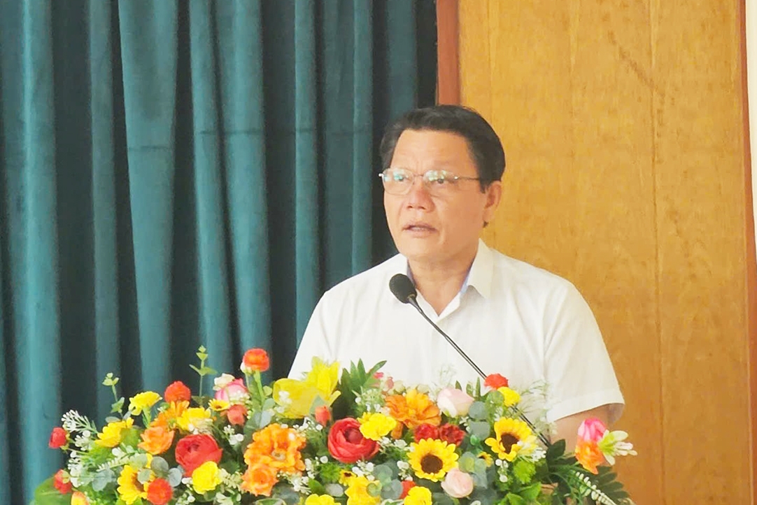 Ông Bùi Trung Hiếu, Phó Giám đốc Sở VHTT&DL Bình Định phát biểu khai mạc lớp tập huấn