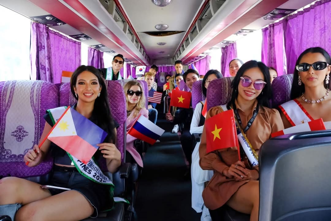 các thí sinh rất thích thú với hành trình trải nghiệm 