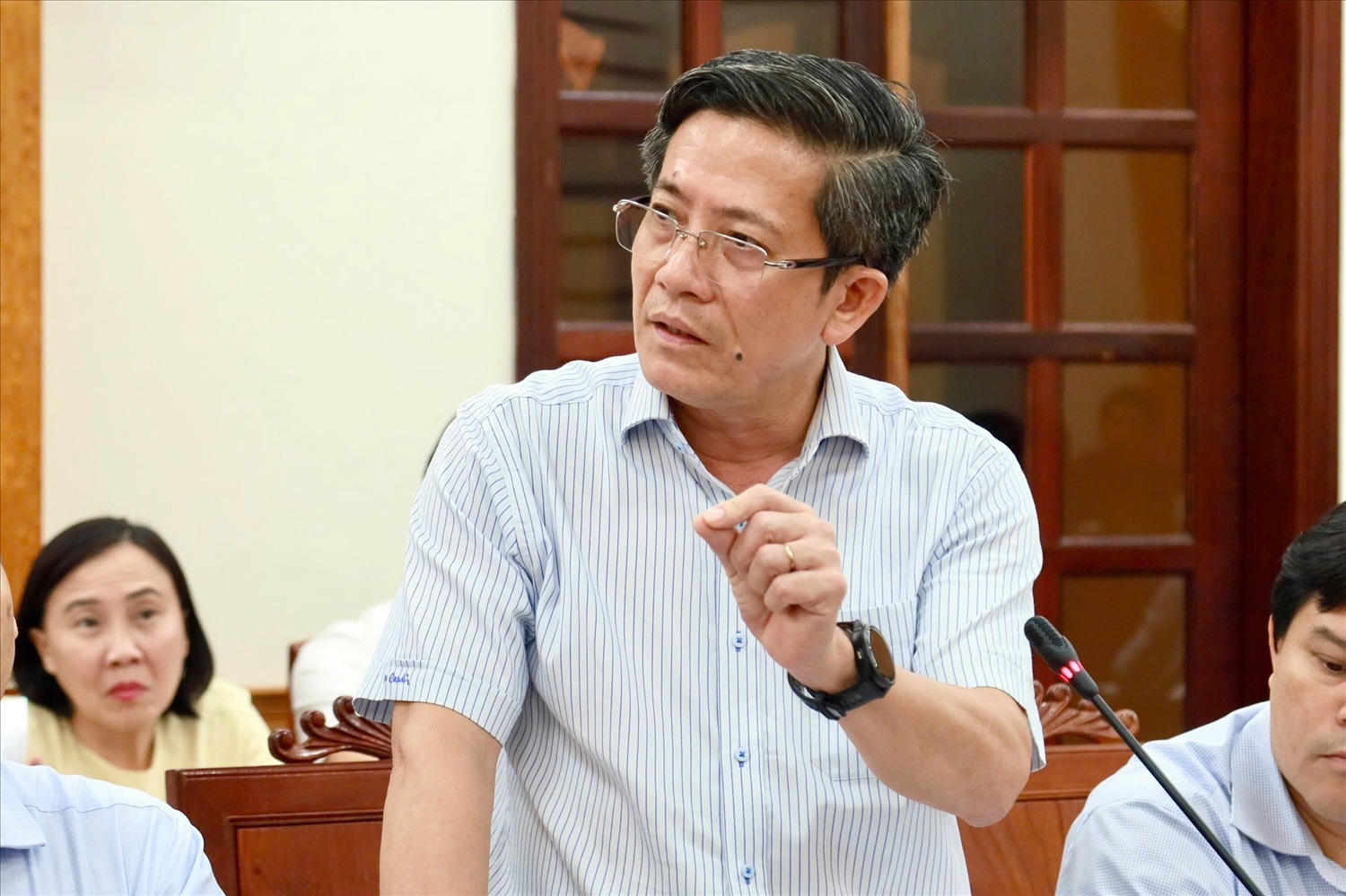 Ông Trần Nam Hưng, Phó Chủ tịch UBND tỉnh Quảng Nam phát biểu tại buổi làm việc