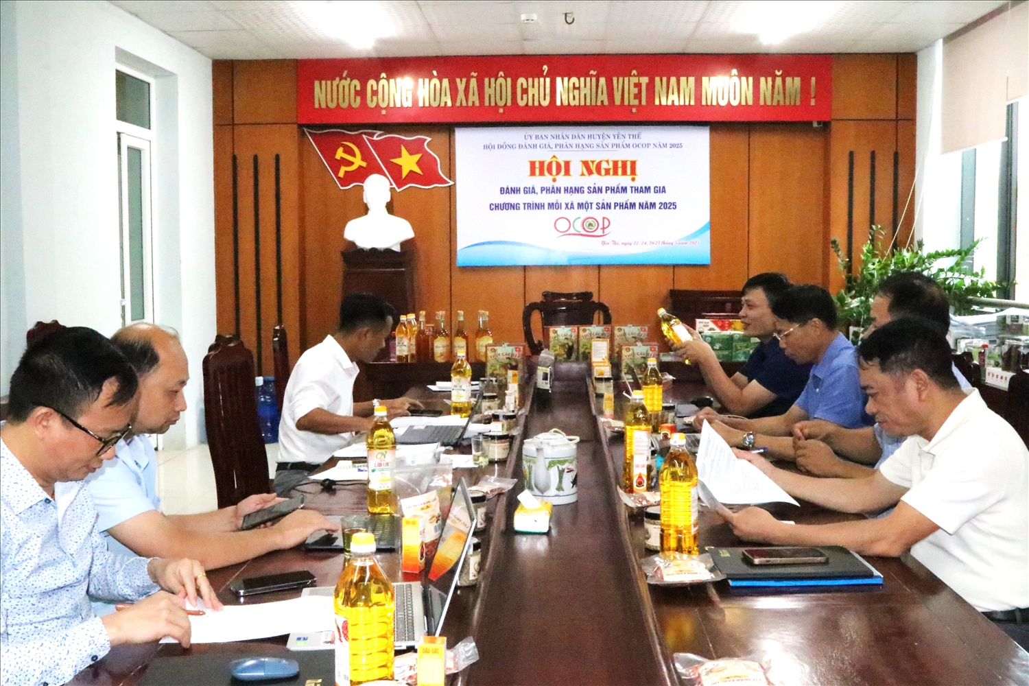 Trong quá trình xây dựng sản phẩm OCOP còn gặp một số khó khăn về thủ tục, quy trình công nhận sản phẩm OCOP