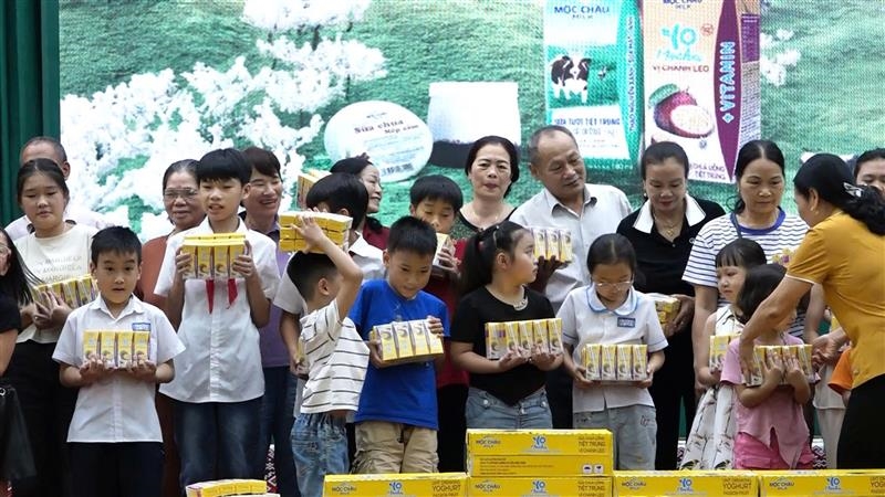 Đồng hành cùng chương trình năm nay, là Mộc Châu Milk – thương hiệu sữa mang đậm hơi thở của cao nguyên, cũng chính là doanh nghiệp lớn lên từ mảnh đất này.