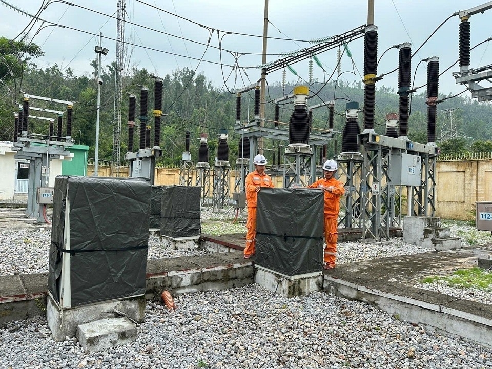Tổng Công ty Điện lực miền Bắc triển khai phương án ứng phó với bão số 3 theo phương châm “4 tại chỗ” 5