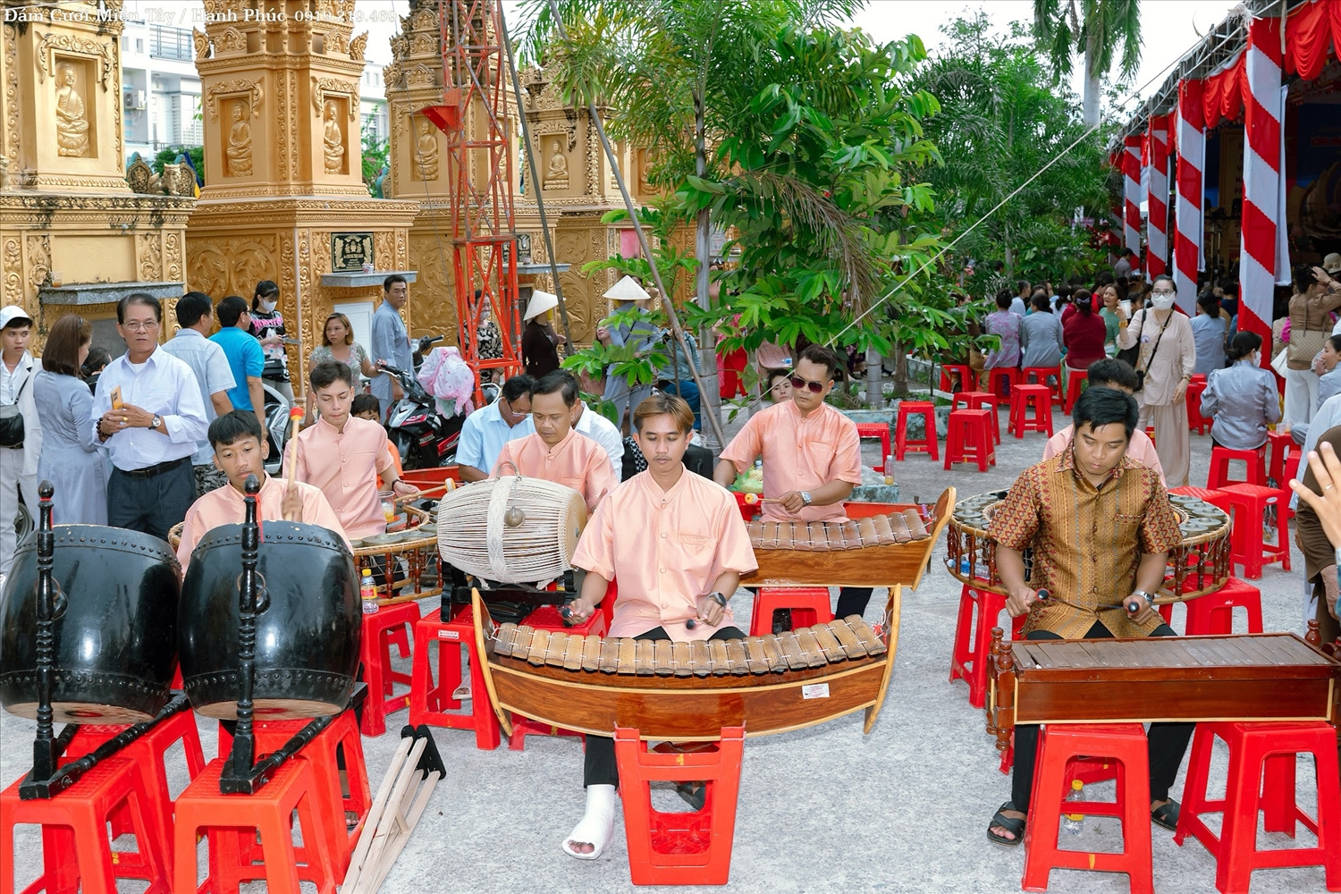 Dự án 6, Chương trình MTQG 1719 đã hỗ trợ nhiều dàn nhạc ngũ âm cho các chùa Khmer trên địa bàn tỉnh Cà Mau ( Ảnh: Như Tâm) 