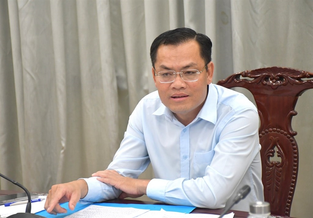 Ông Ngô Vũ Thăng, Phó Chủ tịch UBND tỉnh Cà Mau chủ trì cuộc họp ( Ảnh: H. Nhung) 