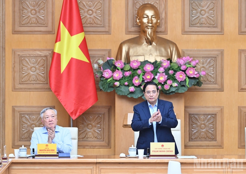 Thủ tướng Chính phủ Phạm Minh Chính chủ trì hội nghị. (Ảnh: Trần Hải)