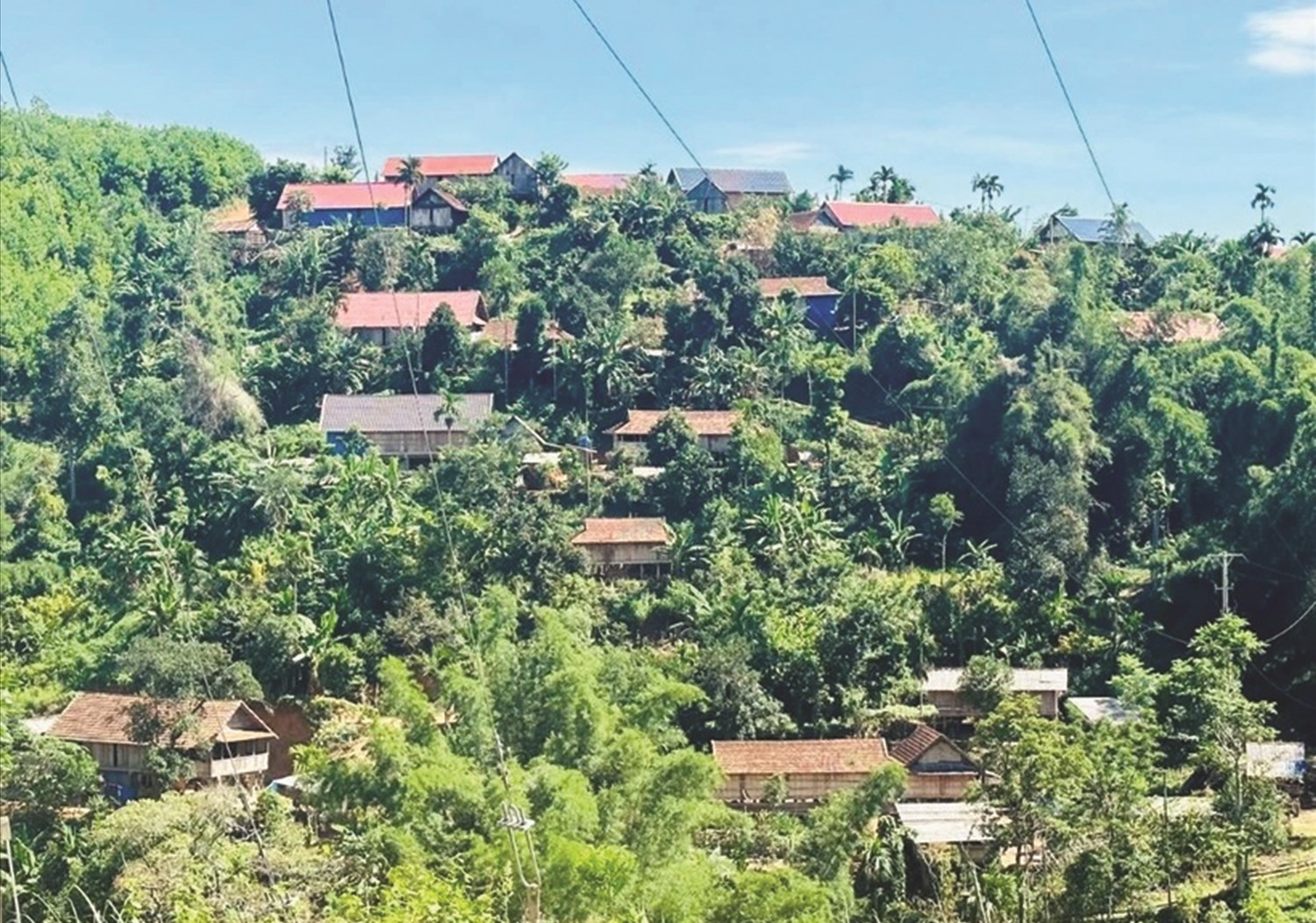Diện mạo vùng đồng bào DTTS và miền núi đã có những chuyển biến đáng kể nhờ Chương trình MTQG 1719