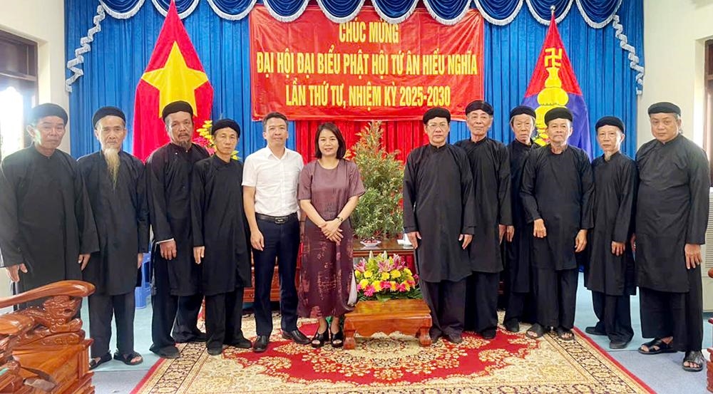 Ban Tôn giáo Chính phủ thăm, chúc mừng Ban Trị sự Phật hội Tứ Ân Hiếu Nghĩa nhân dịp Đại hội lần thứ IV, nhiệm kỳ 2025 - 2030, ngày 12/7/2025.