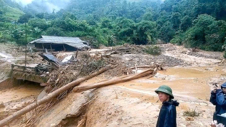 Nhiều bản tại xã Xa Dung, Na Son (Điện Biên) nhà cửa, tài sản bị lũ cuốn trôi. Ảnh: Đ.Biên