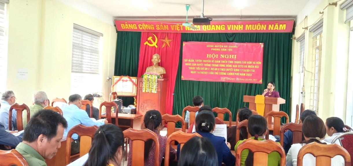 Nội dung, hình thức tuyên truyền, PBGDPL từng bước được đổi mới, ngắn gọn, dễ nhớ, dễ hiểu, phù hợp với văn hóa, phong tục, tập quán của từng dân tộc (Ảnh minh họa).