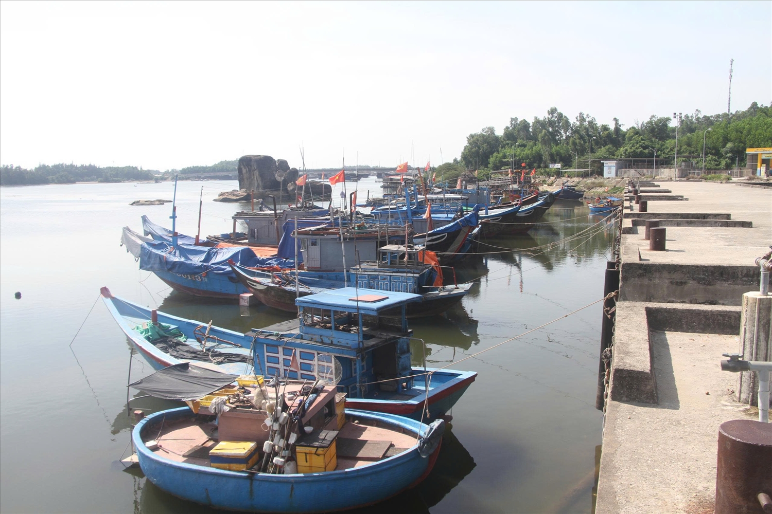 Quảng Ngãi sẽ đầu tư cảng cá Sa Cần, trong đó sẽ tiến hành nạo vét để tạo thuận lợi cho việc khai thác thuỷ sản của ngư dân. (Ảnh Huy Trường).