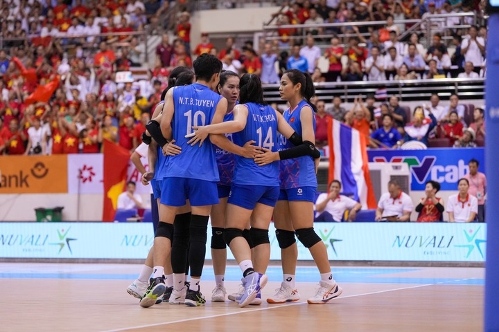 Đội tuyển bóng chuyền nữ Việt Nam lên ngôi vương ở chặng 2 SEA V-League 2025 (Ảnh IT)