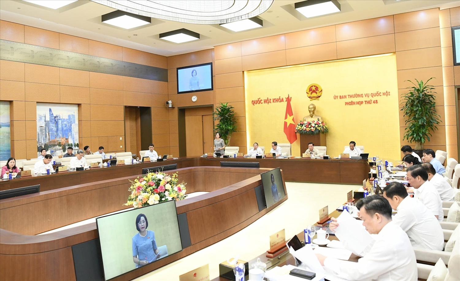 Quang cảnh phiên họp thứ 48 của Ủy ban Thường vụ Quốc hội (Ảnh: Lâm Hiển)