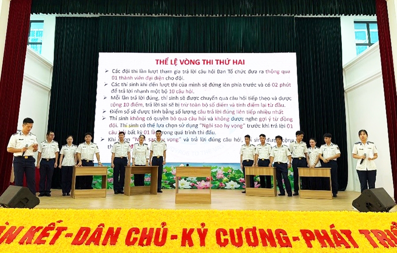 Ngày hội thu hút sự tham gia nhiệt tình của cán bộ, giảng viên và học viên Trung tâm Đào tạo và Bồi dưỡng Nghiệp vụ Cảnh sát biển. (Ảnh: Ngọc Huyền)