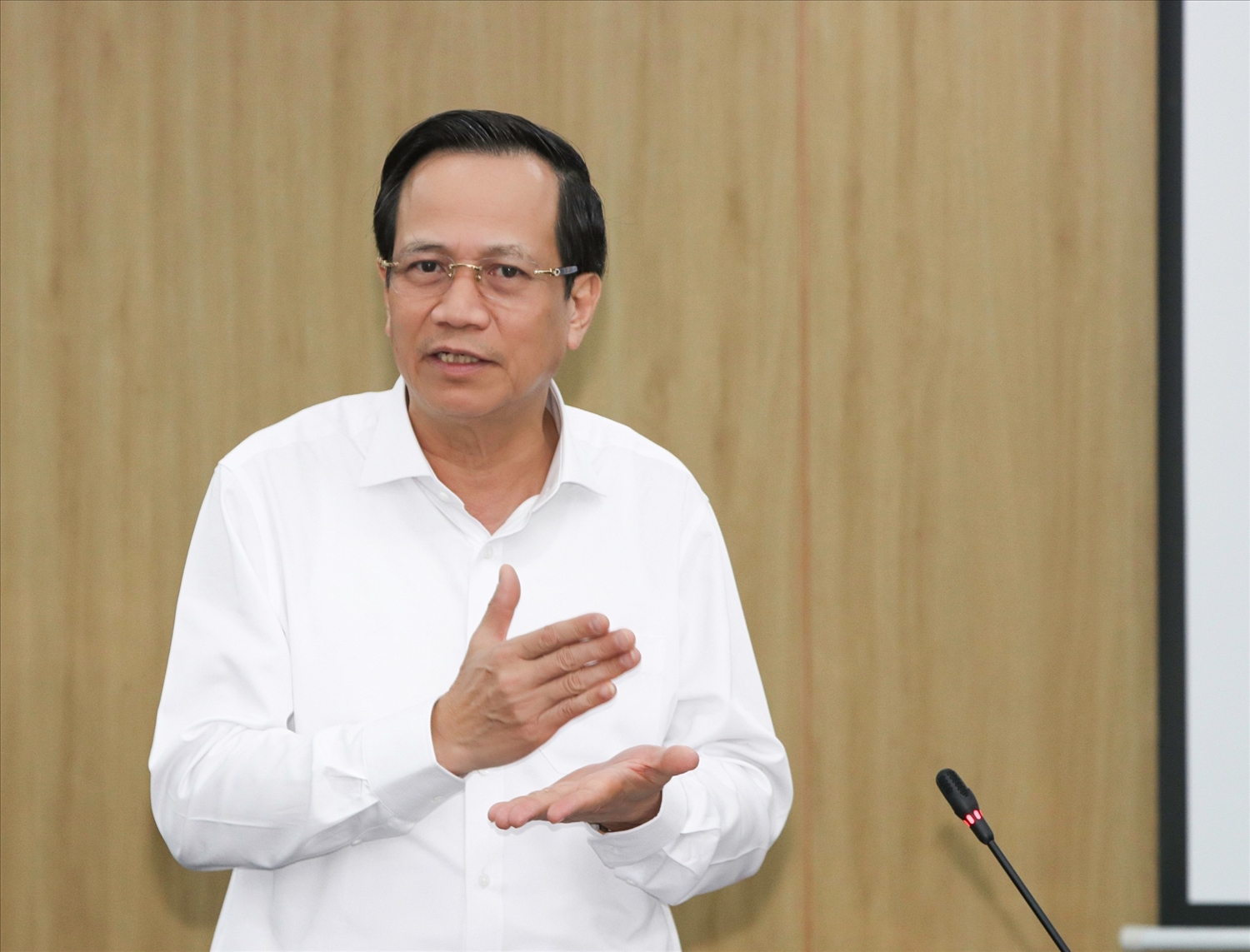 Bộ trưởng Bộ Dân tộc và Tôn Giáo Đào Ngọc Dung phát biểu kết luận cuộc họp- Ảnh: Tuấn Ninh