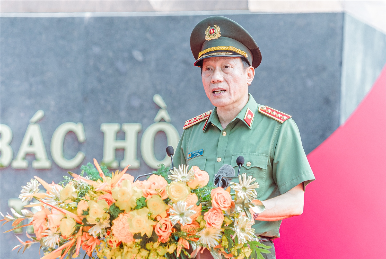 Đại tướng Lương Tam Quang, Ủy viên Bộ Chính trị, Bộ trưởng Bộ Công an phát biểu. Ảnh: Vũ Mừng