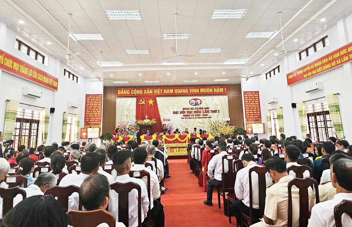 Quang cảnh Đại hội Đảng bộ xã Vạn Đức lần thứ I, nhiệm kỳ 2025 - 2030