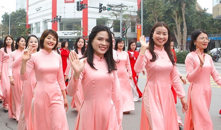 Chương trình đi bộ “Cùng Việt Nam tiến bước” do Báo Nhân Dân phối hợp Bộ Công an sẽ được tổ chức sáng sớm ngày 16/8 (Ảnh minh họa). 