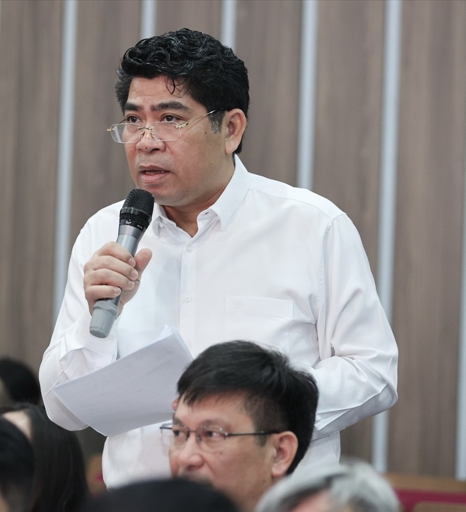 Ông Vi Văn Sơn