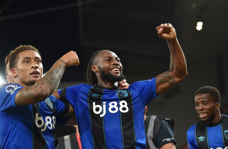 Antoine Semenyo ghi cú đúp cho Bournemouth (Ảnh IT)
