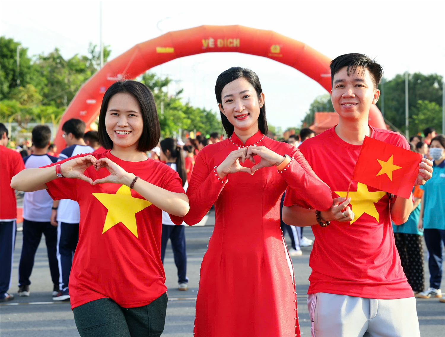 (TIN ẢNH PV) Người dân miền Tây Nam Bộ góp sức trong “Một tỷ bước chân tiến vào kỷ nguyên mới” 10