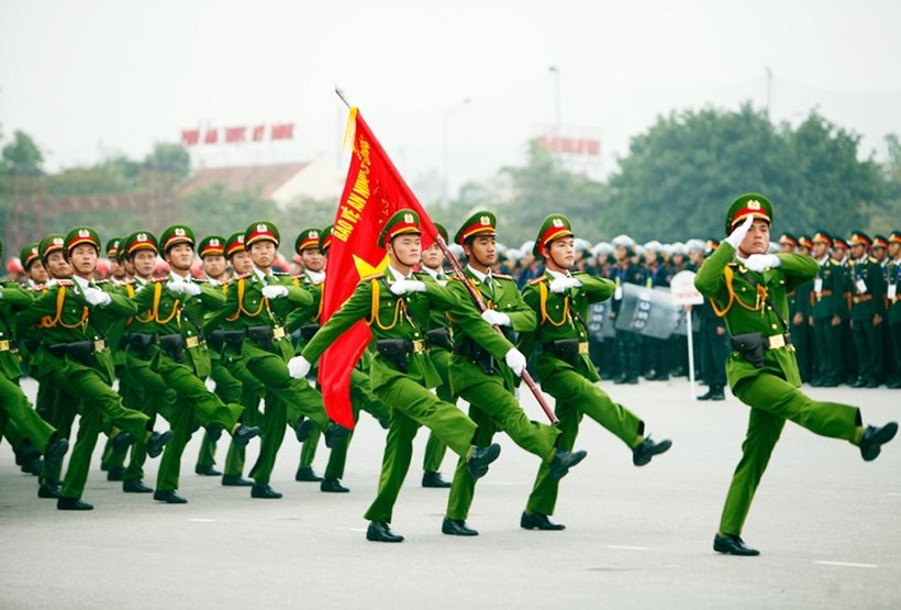 Trong kỷ nguyên vươn mình của đất nước, trách nhiệm của lực lượng Công an nhân dân rất nặng nề nhưng vô cùng vinh quang.