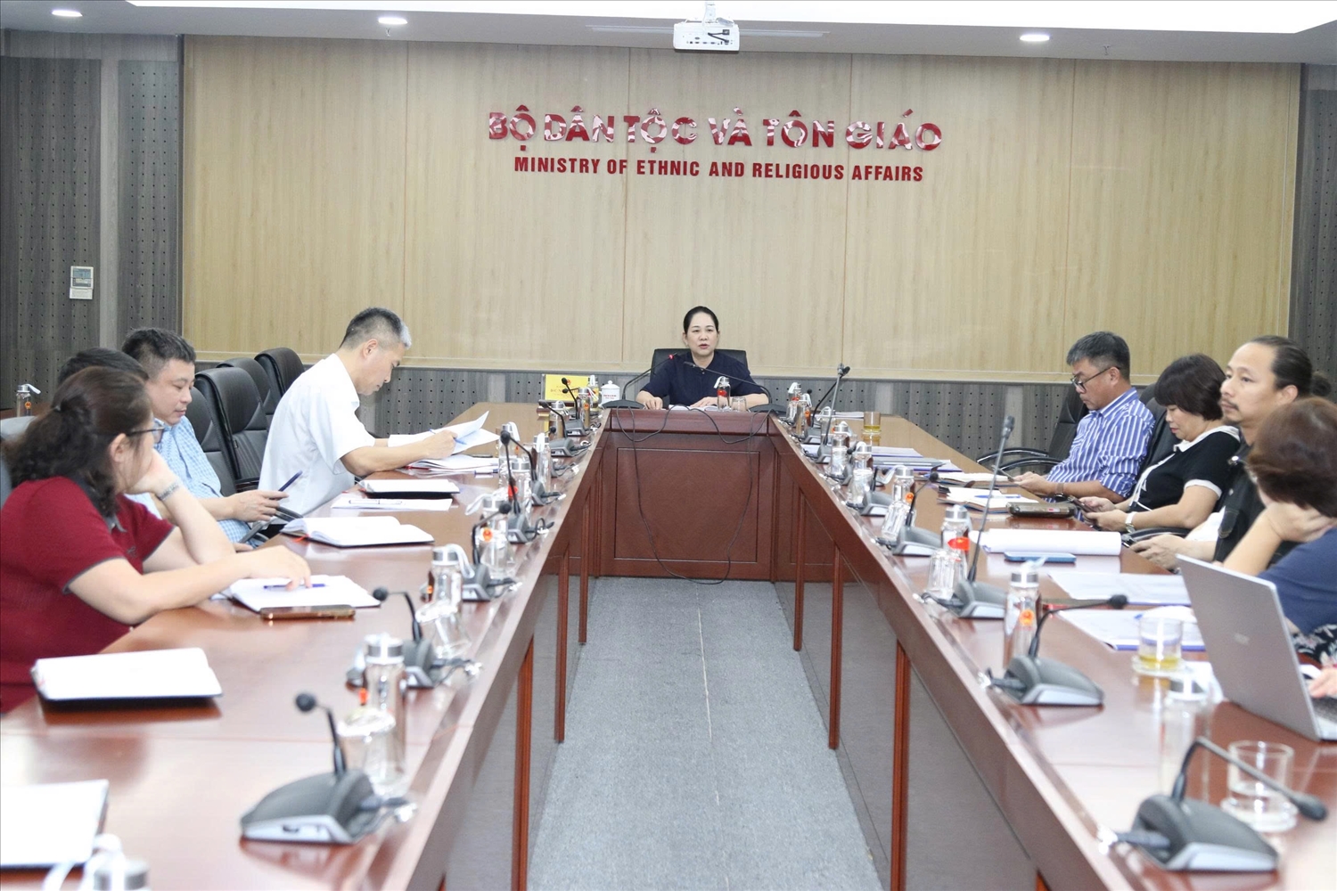Toàn cảnh cuộc họp 
