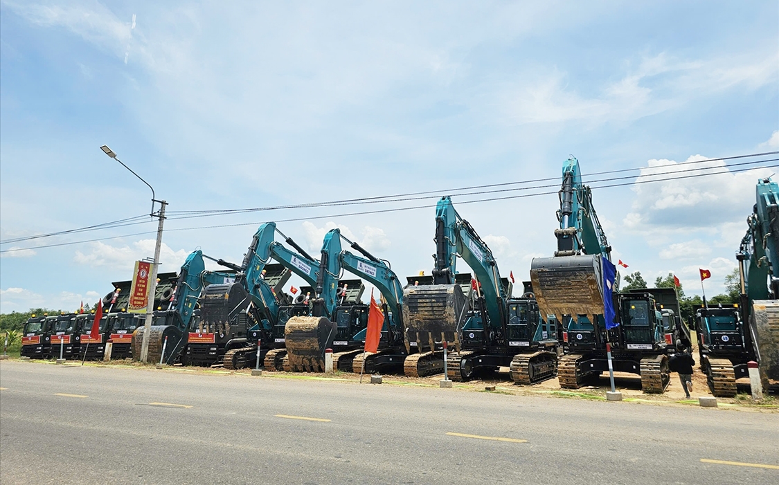 Gia Lai khởi công xây dựng Cảng hàng không Phù Cát. (Ảnh Lê Phương)