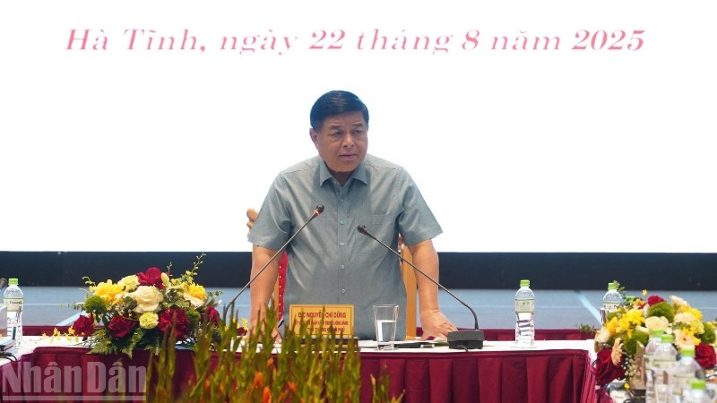Phó Thủ tướng Nguyễn Chí Dũng đề nghị các địa phương xây dựng cơ chế, khuyến khích người dân, doanh nghiệp mở rộng sản xuất, kinh doanh