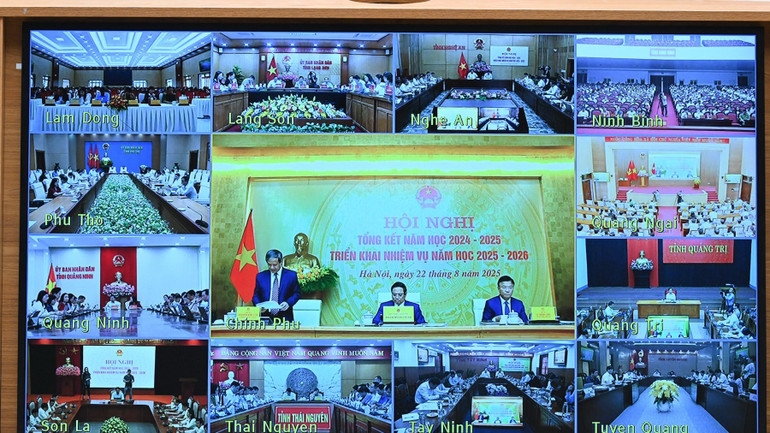 Hội nghị được truyền trực tuyến tới các tỉnh, thành phố trên cả nước. (Ảnh: Trần Hải) 