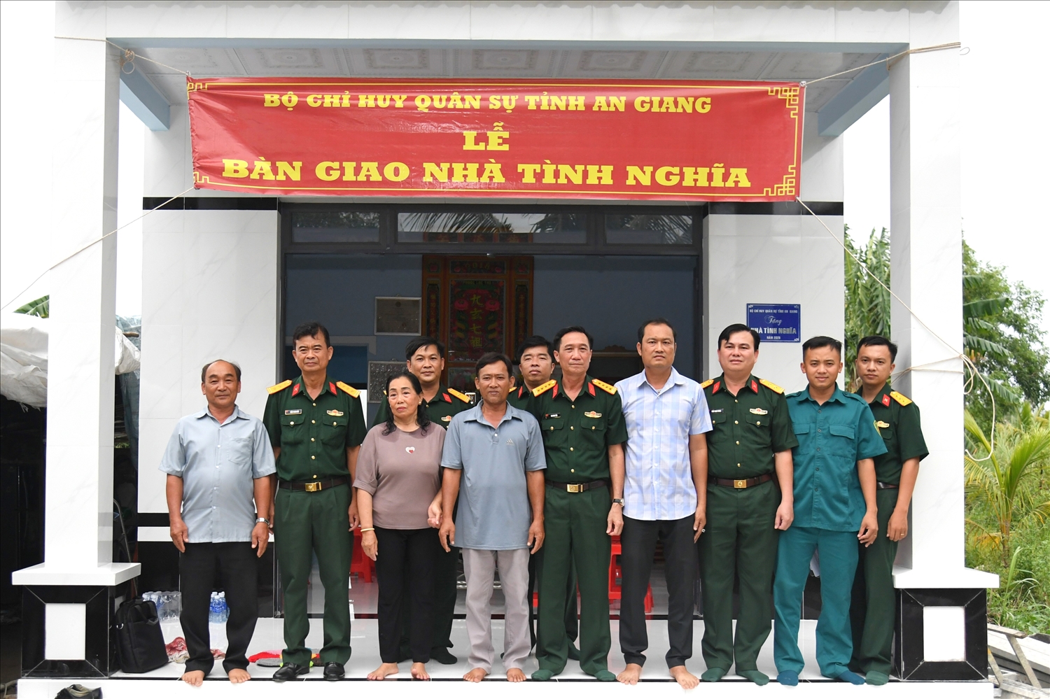 Bàn giao nhà tình nghĩa có ý nghĩa thiết thực chào mừng kỷ niệm 80 năm Cách mạng tháng Tám thành công và Quốc khánh 2/9