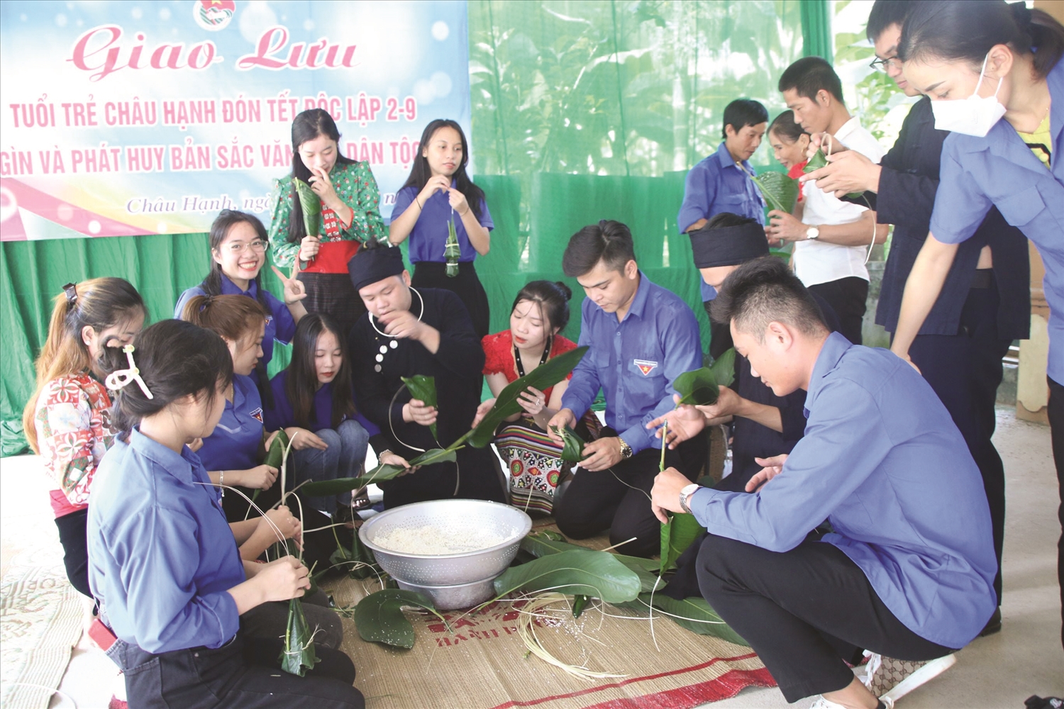 Tuổi trẻ miền núi vui Tết Độc lập