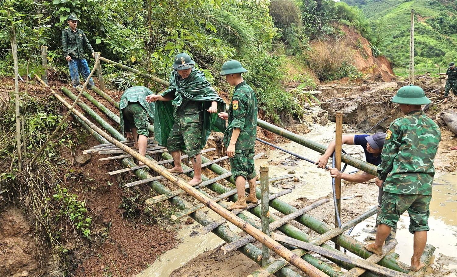 Mở đường vào những nơi bị cô lập