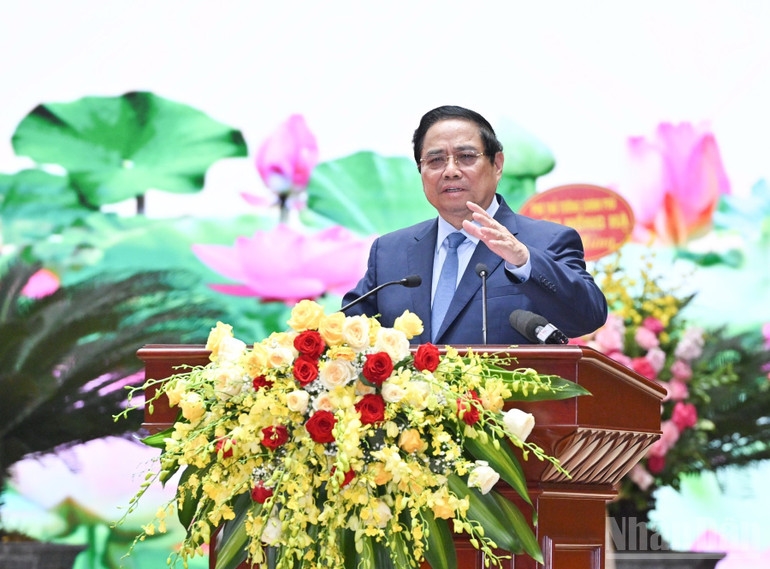 Bí thư Đảng ủy Chính phủ, Thủ tướng Chính phủ Phạm Minh Chính phát biểu chỉ đạo đại hội.(Ảnh: Trần Hải) 