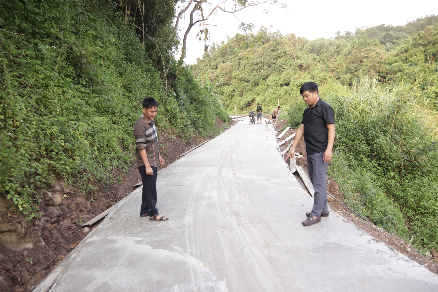 Đường bê tông trên địa bàn xã Xuân Dương được đầu tư xây dựng khang trang, rộng rãi từ nguồn vốn đầu tư Chương trình MTQG 1719