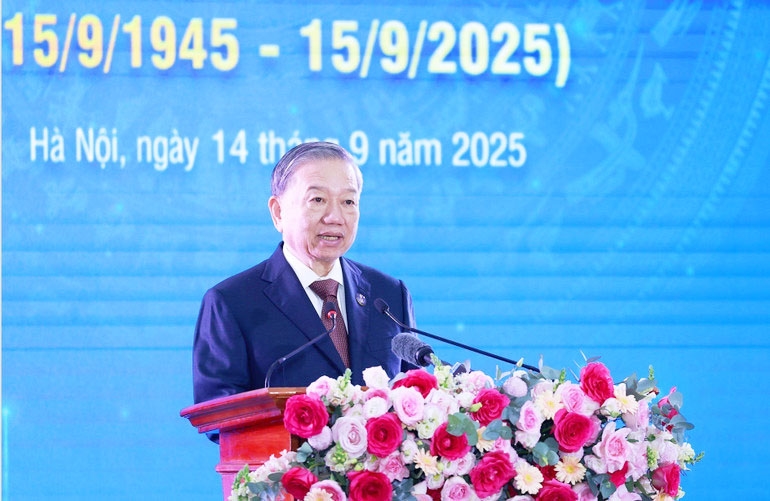 Tổng Bí thư Tô Lâm phát biểu tại Lễ đón nhận Huân chương Hồ Chí Minh và kỷ niệm 80 năm Ngày truyền thống TTXVN (15/9/1945 - 15/9/2025). (Ảnh: Lâm Khánh/TTXVN) 